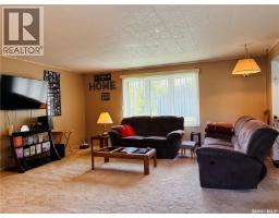 301 7th Avenue W, Nipawin, SK S0E1E0 Photo 25