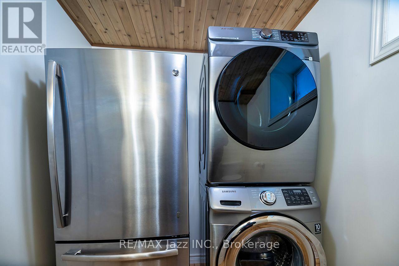 144 LONG ISLAND - Image 17