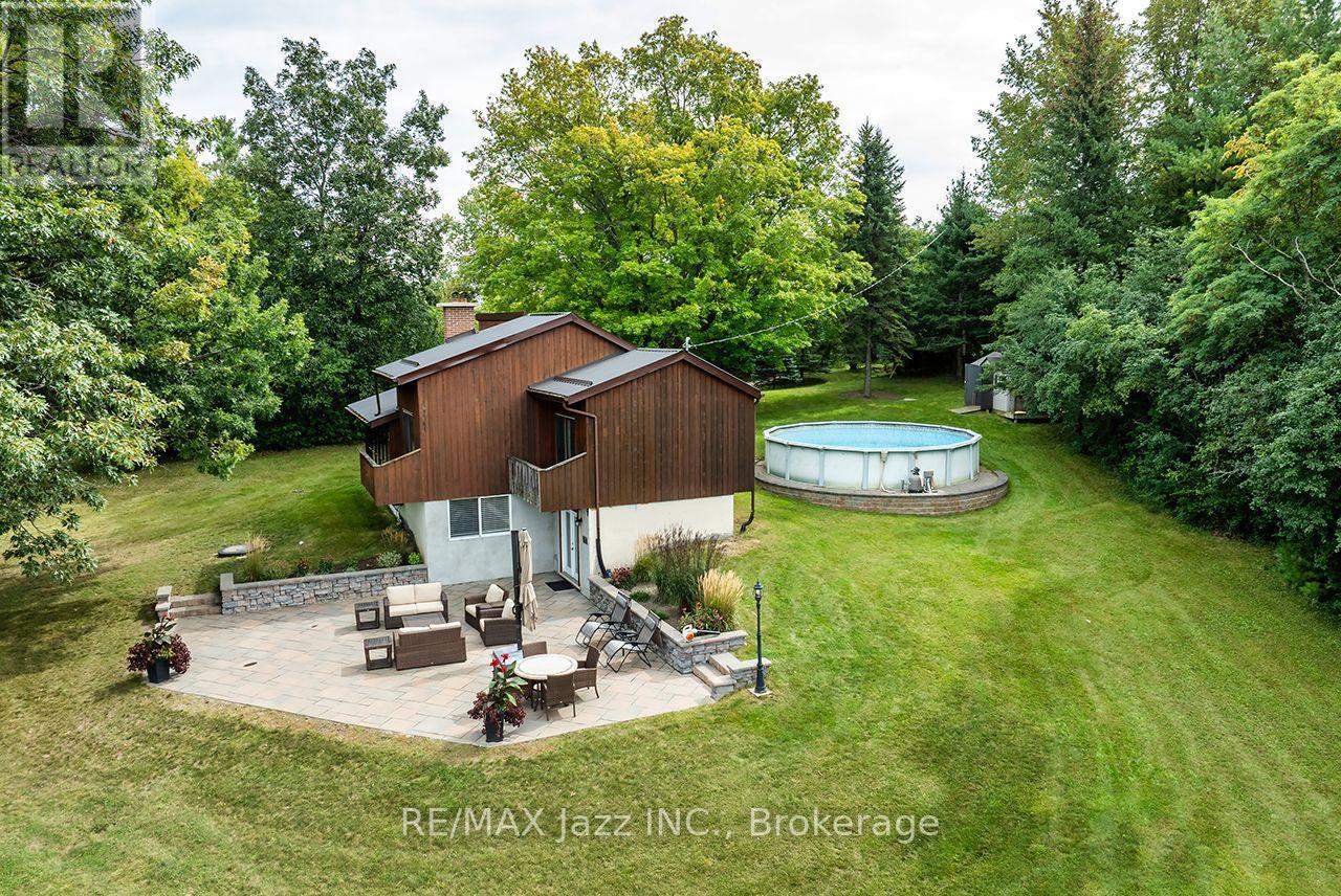 144 Long Island, Otonabee-South Monaghan, Ontario, K9J6X8, Otonabee-South Monaghan, Ontario — photo 2 of 5