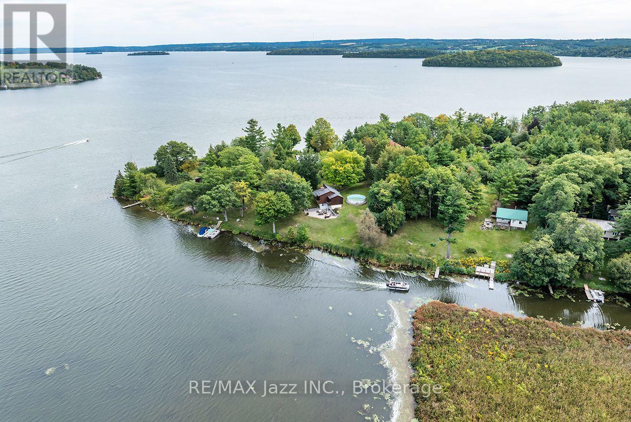 144 Long Island, Otonabee-South Monaghan, Ontario, K9J6X8, Otonabee-South Monaghan, Ontario — photo 3 of 5