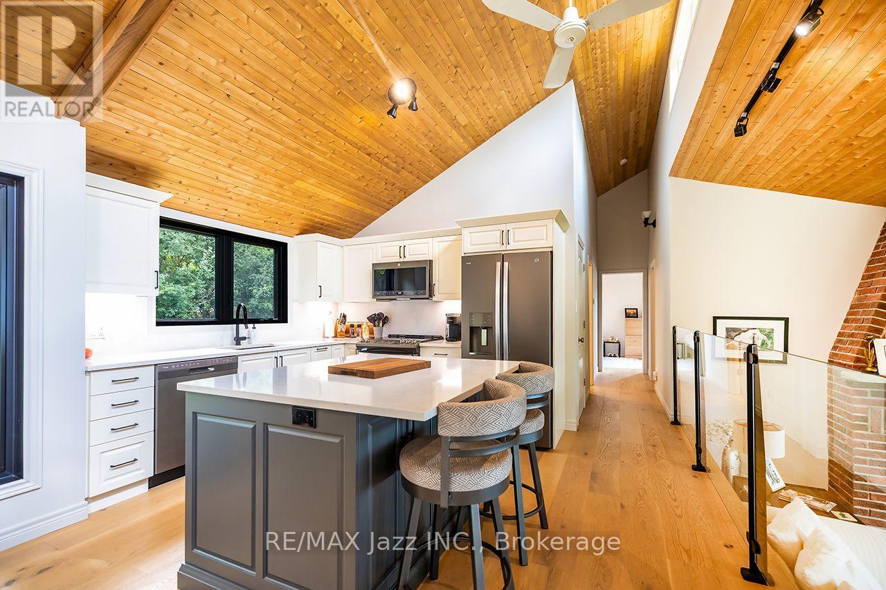 144 LONG ISLAND - Image 30