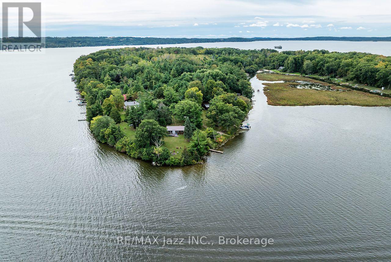 144 Long Island, Otonabee-South Monaghan, Ontario, K9J6X8, Otonabee-South Monaghan, Ontario — photo 4 of 5