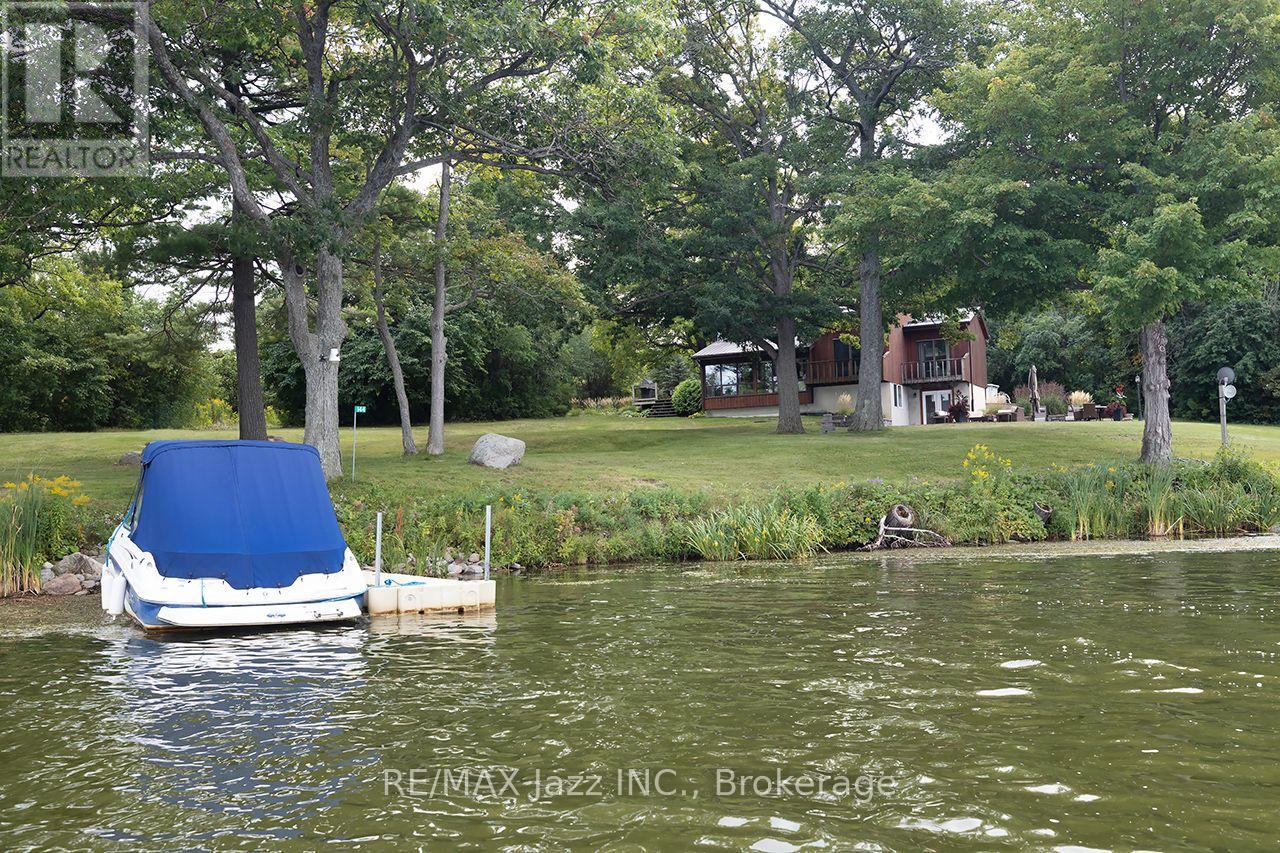 144 LONG ISLAND - Image 47