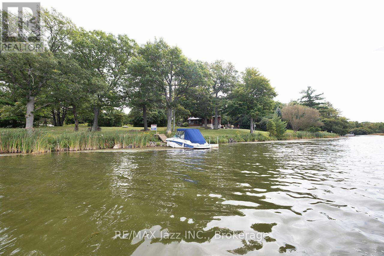 144 LONG ISLAND - 48