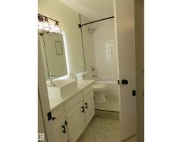 8065 178 St Nw Nw, Edmonton, AB T5T1L3 Photo 17