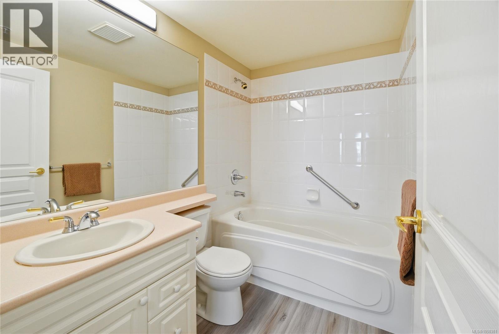 #209 5650 Edgewater Lane - 14