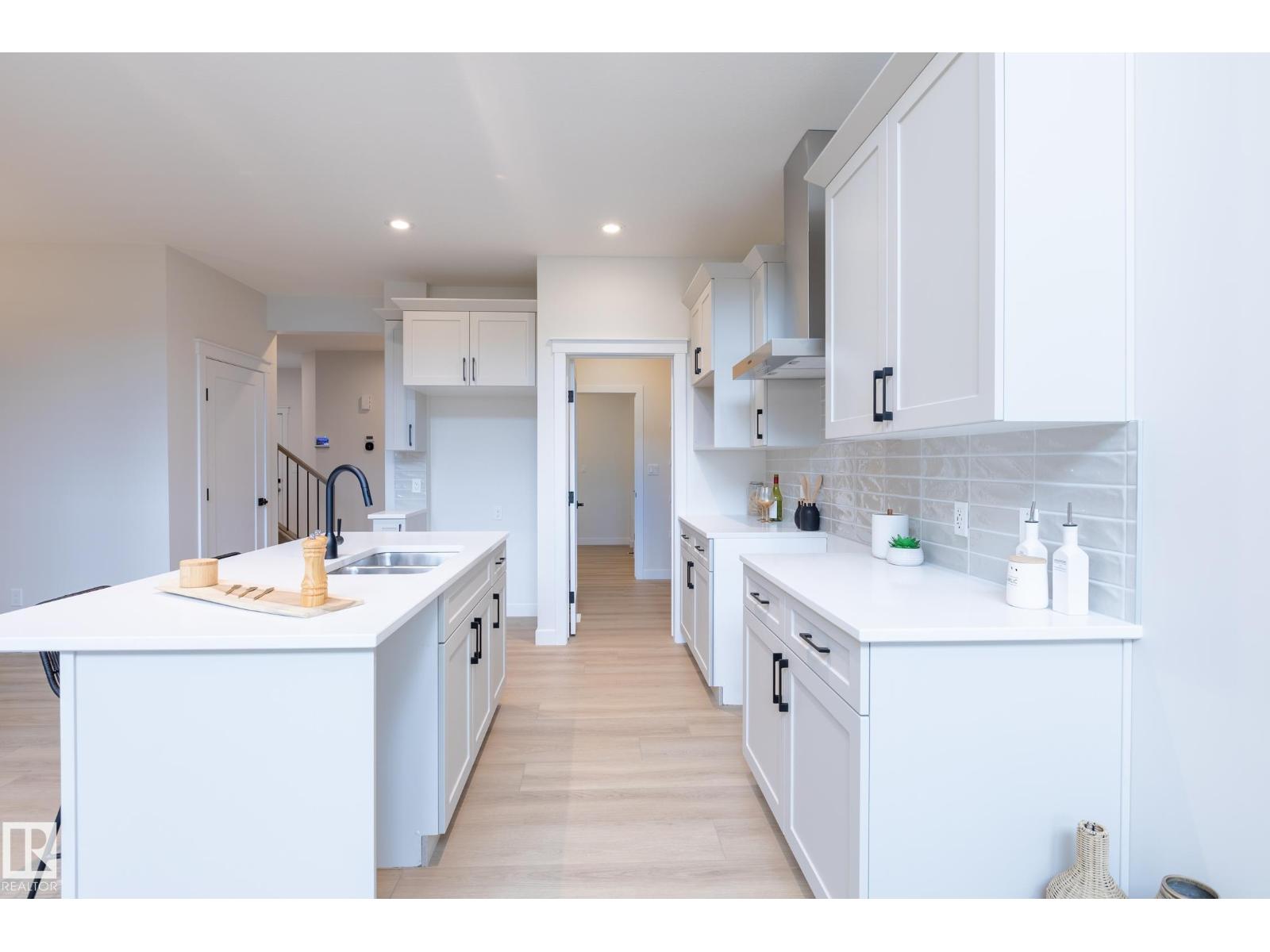 6306 65 Ave - 16