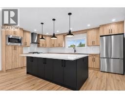 Bedroom - 751 Whitemont Drive Ne, Calgary, AB Y1Y3H1 Photo 9