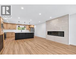 Kitchen - 751 Whitemont Drive Ne, Calgary, AB Y1Y3H1 Photo 6
