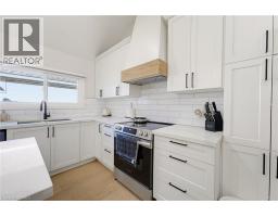 Recreation room - 410 Nelson Street, Brantford, ON N3S4E8 Photo 7
