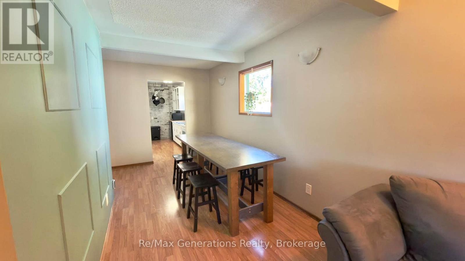 230 SECORD STREET - 8