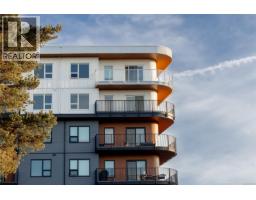 206 1075 Tillicum Rd, Esquimalt, BC V9A2A4 Photo 11