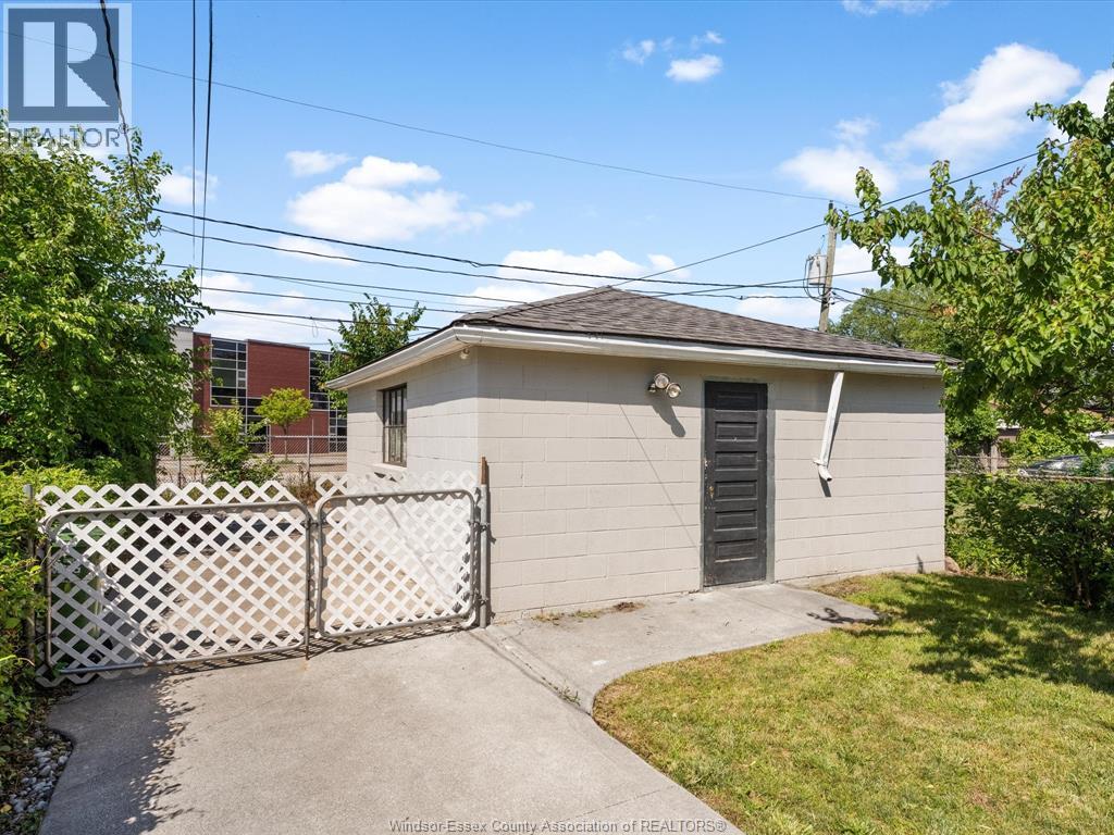477 Pierre AVENUE - 25