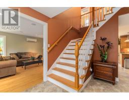 4pc Ensuite bath - 16 Valerie Court, Windsor Junction, NS B2T1Y7 Photo 7