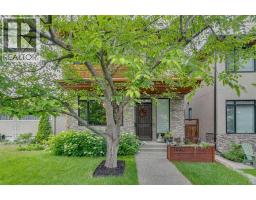 1940 48 Avenue SW - photo 2