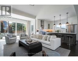 Laundry room - 154 Brooker Boulevard, Blue Mountains, ON L9Y0M2 Photo 7