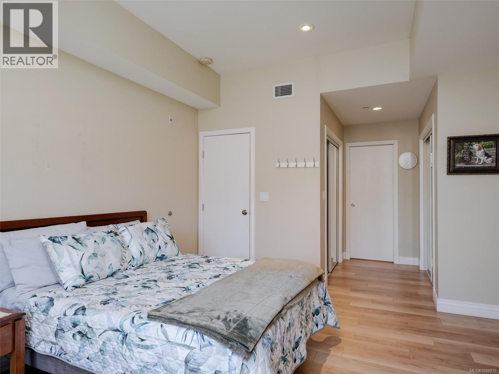 #404 1335 Bear Mountain Pkwy - 10