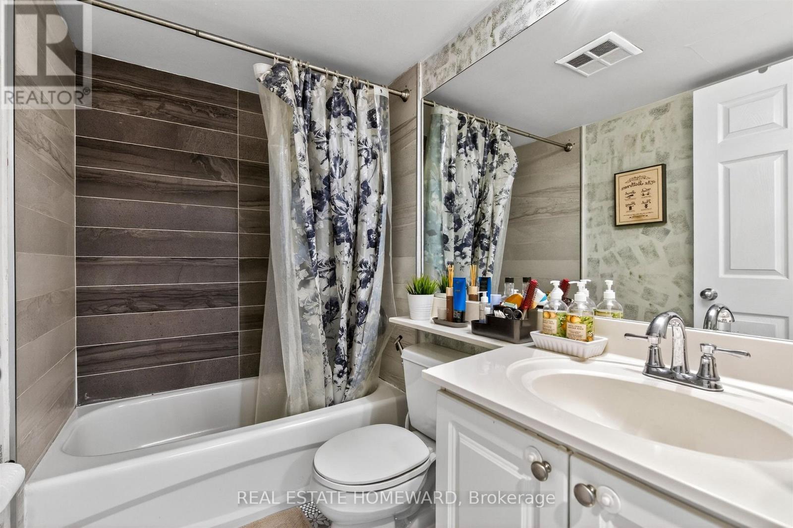 #602 30 HARRISON GARDEN BOULEVARD - 22