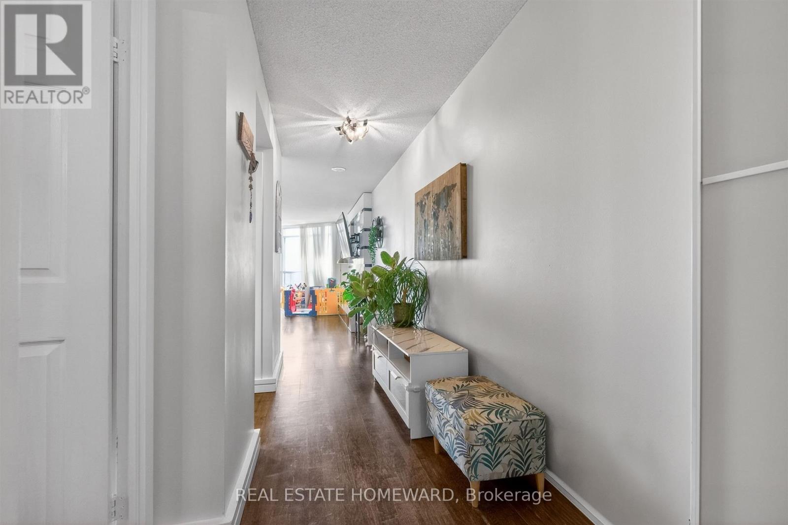 Photo of 602 - 30 HARRISON GARDEN BOULEVARD