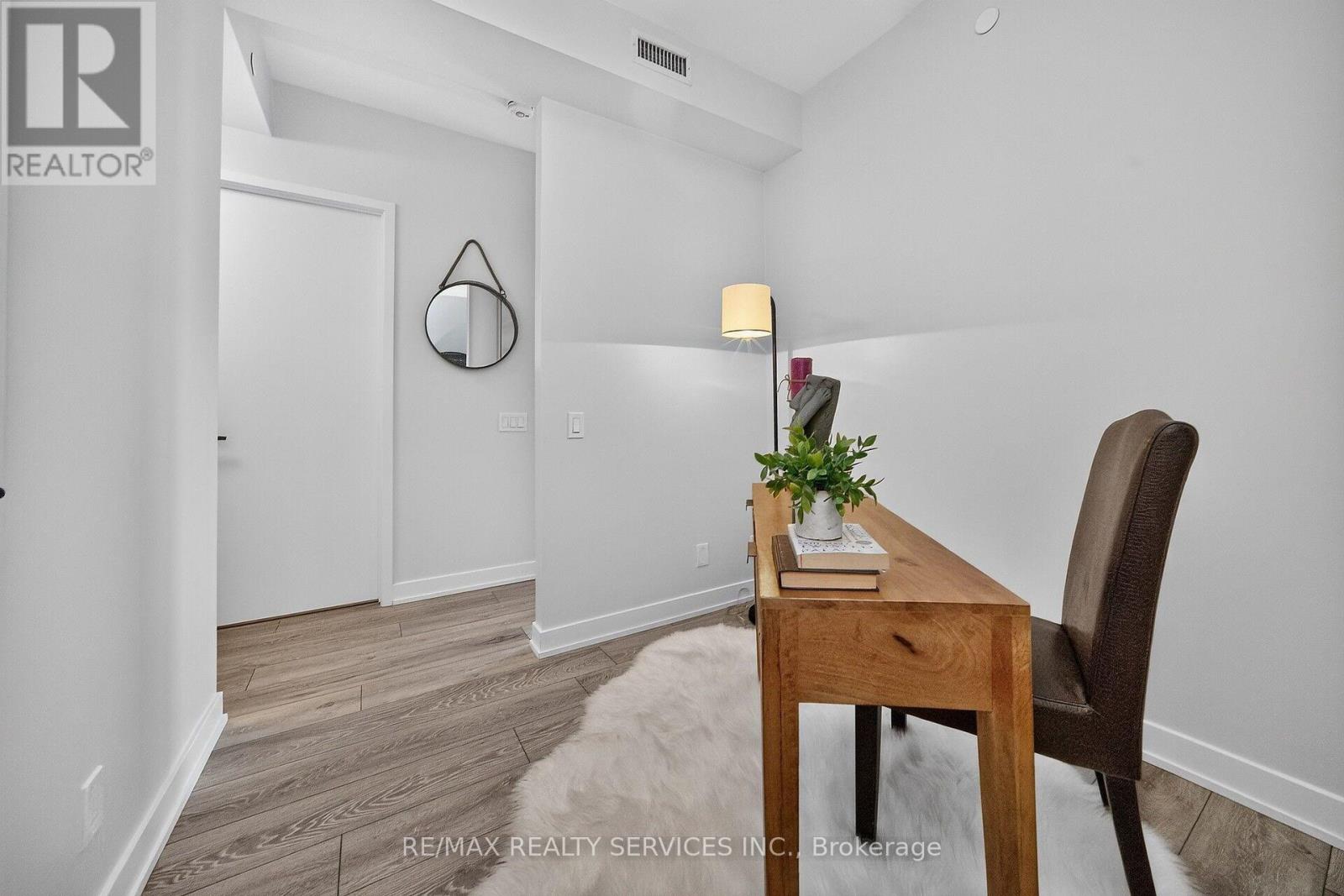 #1717 108 PETER STREET - 11