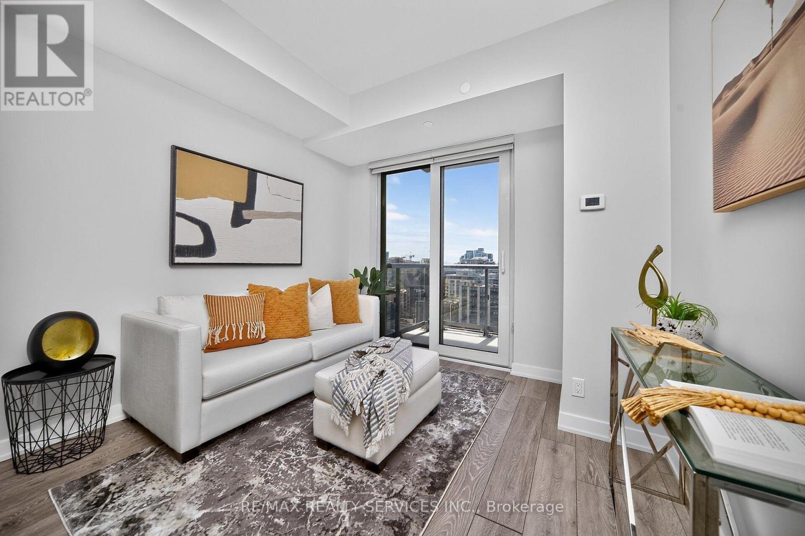 #1717 108 PETER STREET - 21