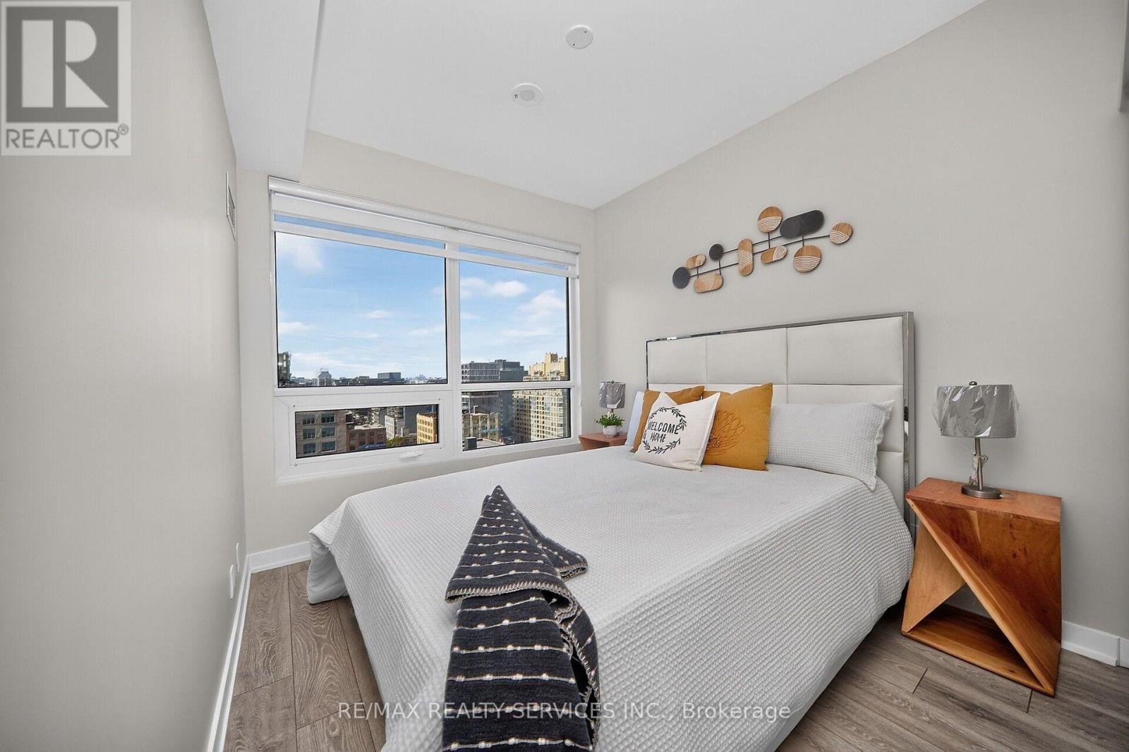 #1717 108 PETER STREET - 28