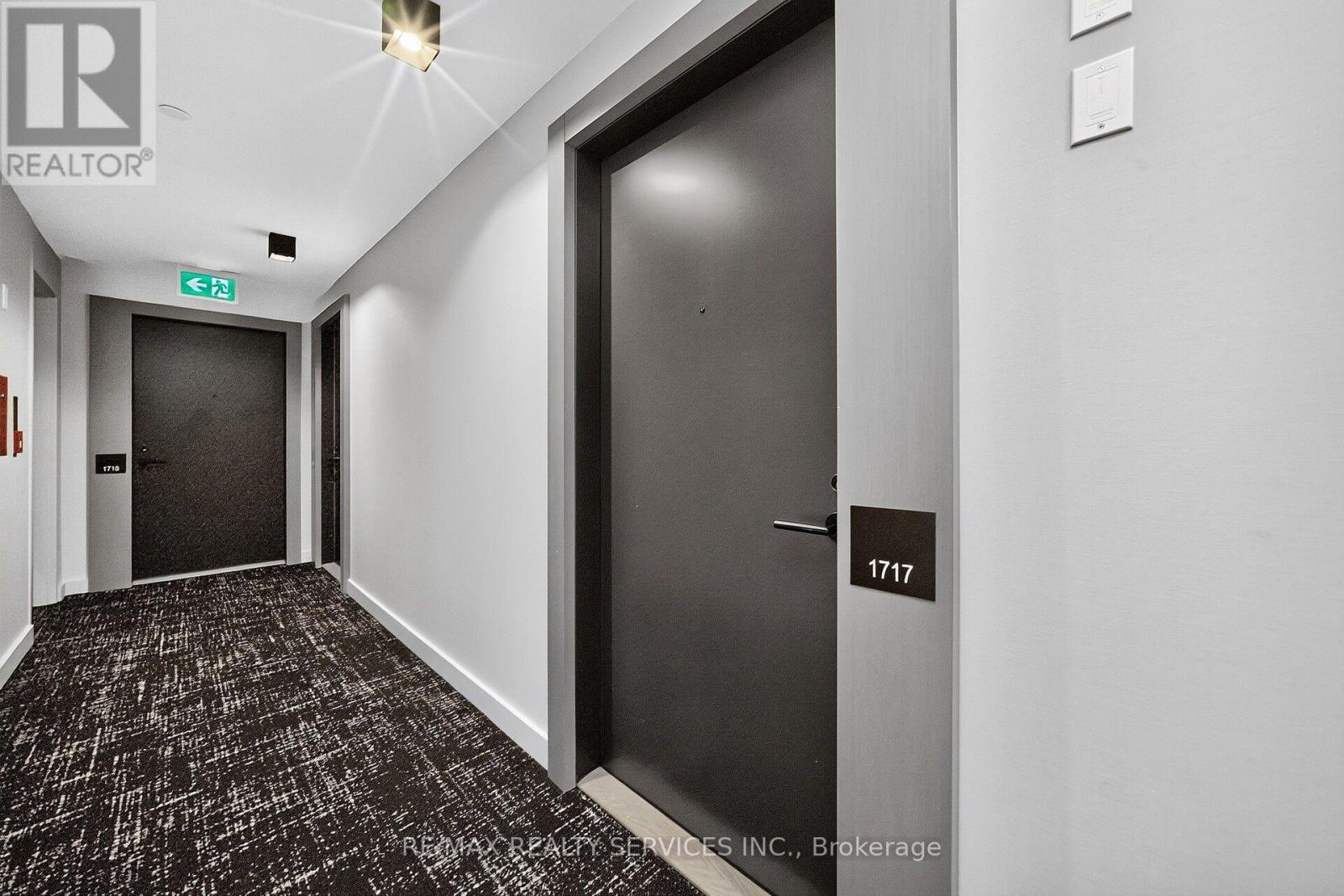 #1717 108 PETER STREET - 6