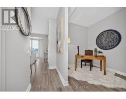 1717 - 108 Peter Street, Toronto, ON M5V0W2 Photo 9