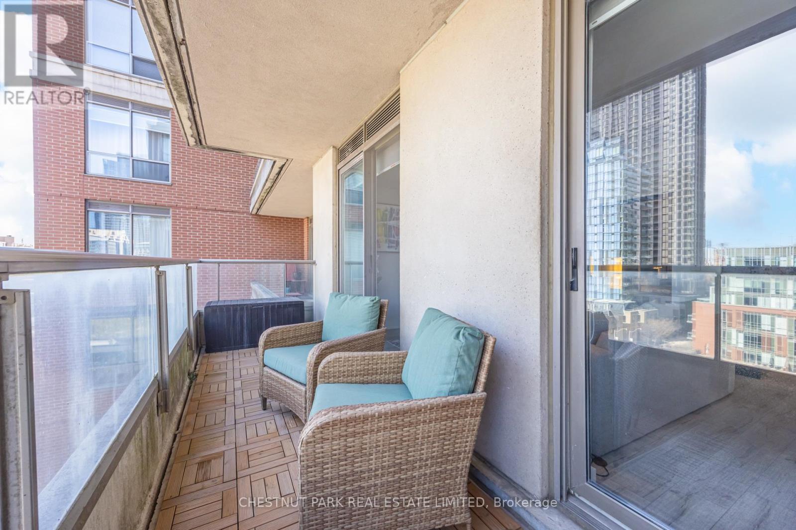 #914 168 KING STREET E - 20