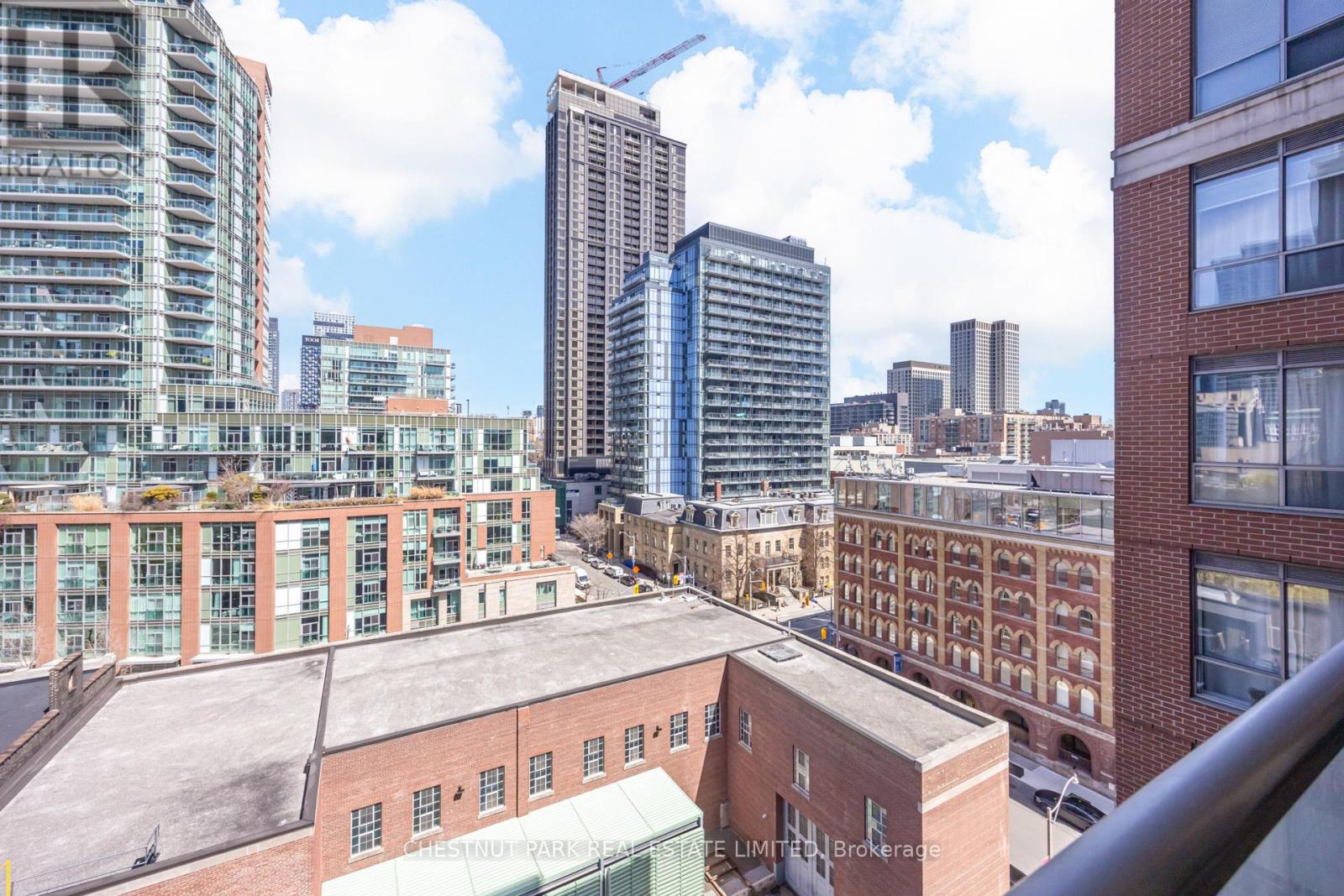 #914 168 KING STREET E - 22