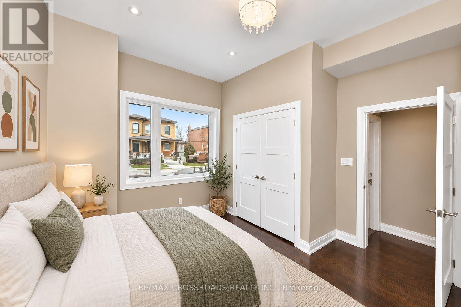 Photo of 260 CLINTON STREET