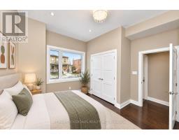 Kitchen - 260 Clinton Street, Toronto, ON M6G2Y6 Photo 6