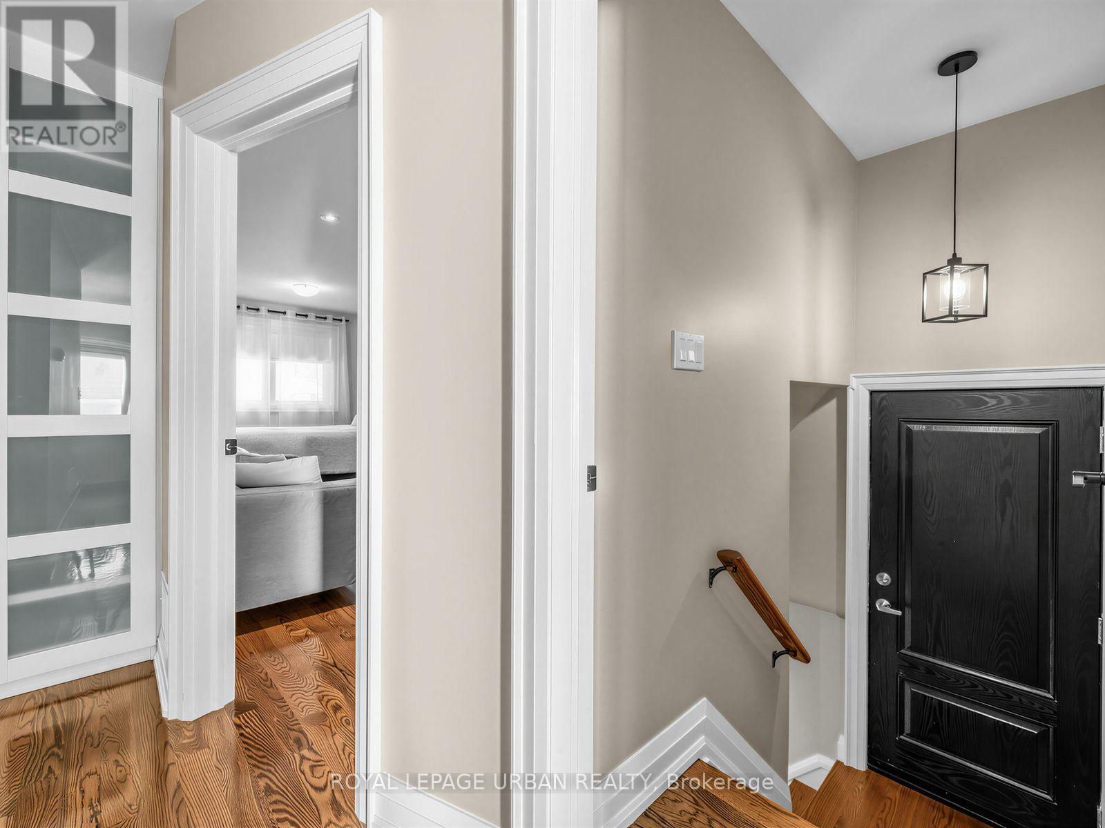 15 SAMYA COURT - 21