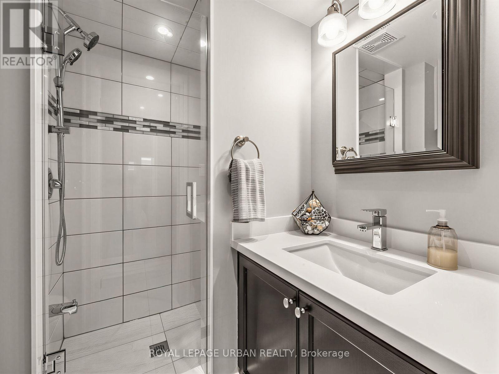 15 SAMYA COURT - 26