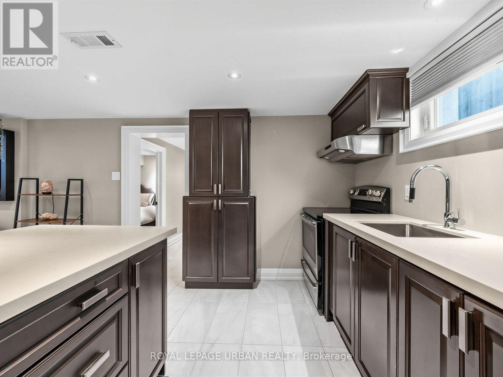 15 SAMYA COURT - 29