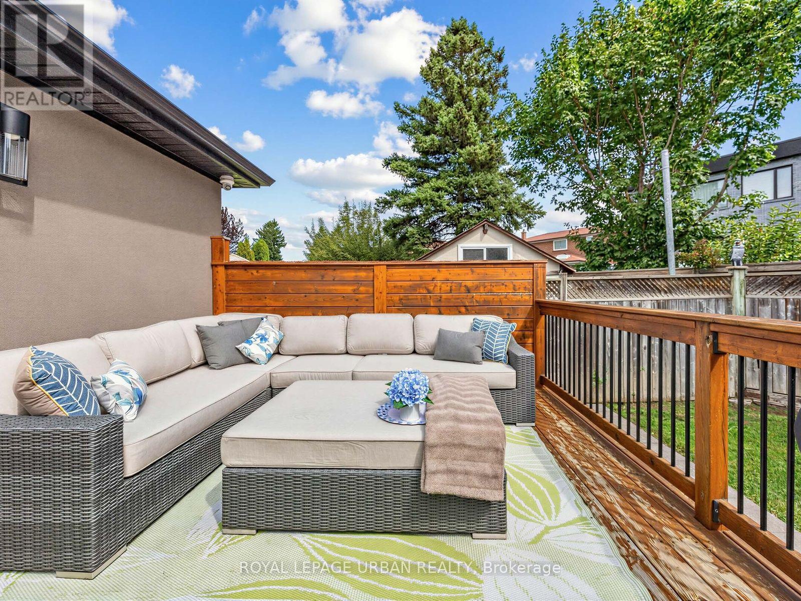 15 SAMYA COURT - 35