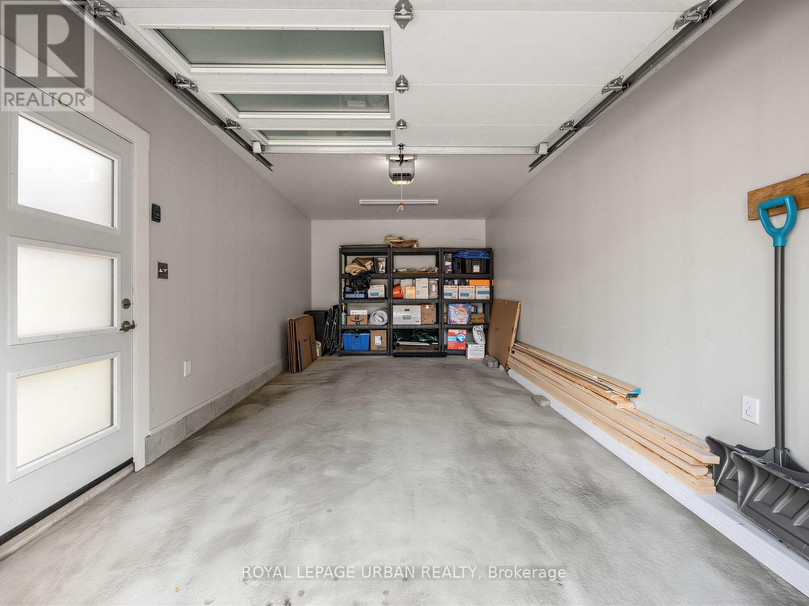15 SAMYA COURT - 37