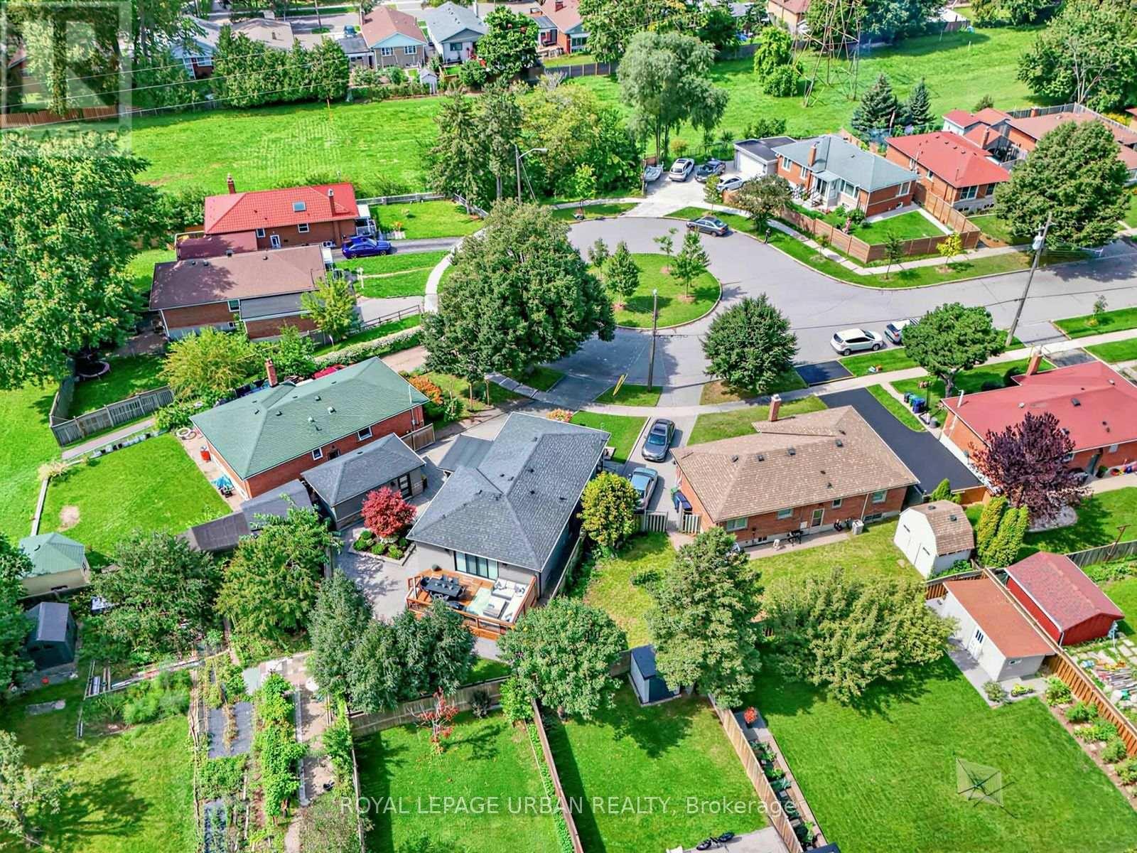 15 SAMYA COURT - 43