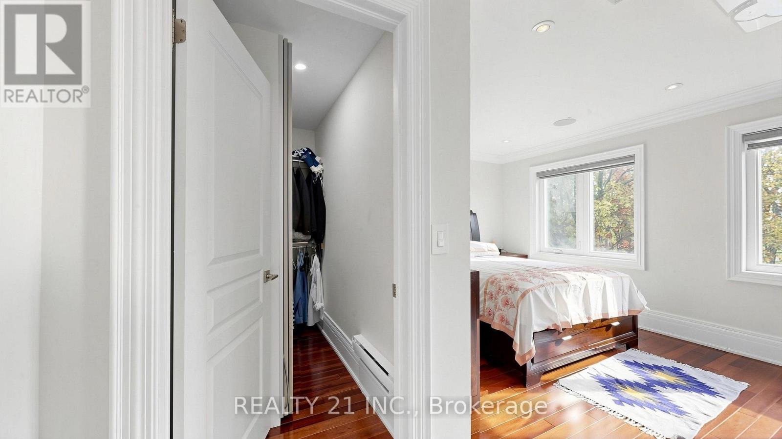 3 STINSON CIRCLE - 24