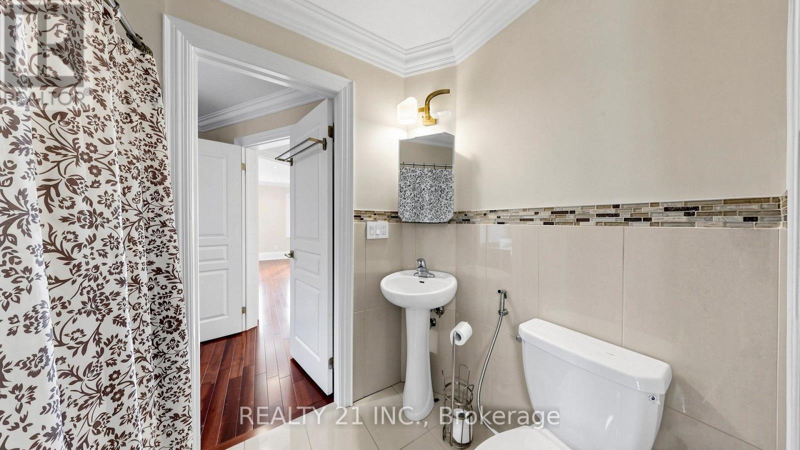 3 STINSON CIRCLE - 33