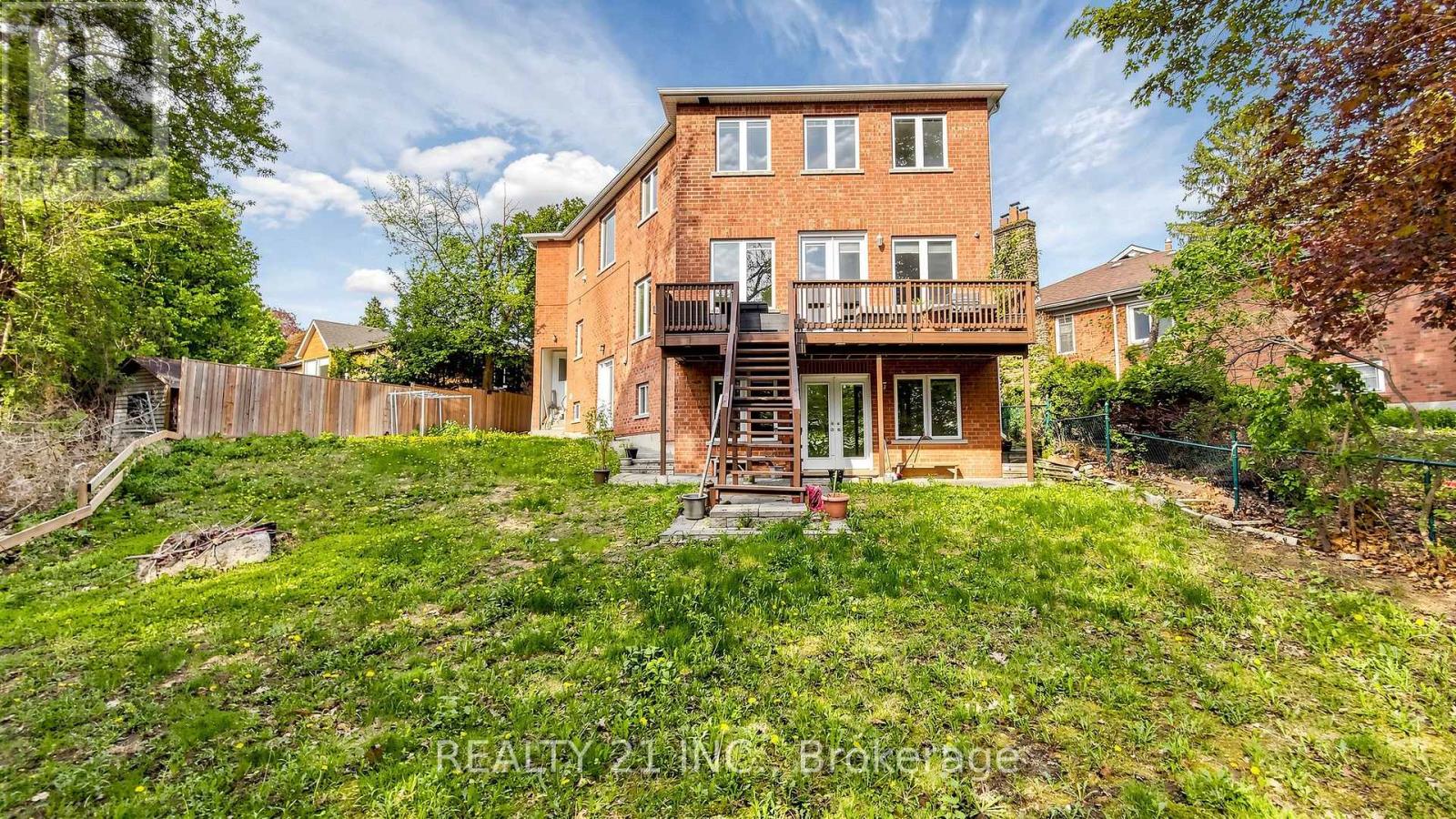 3 STINSON CIRCLE - 44