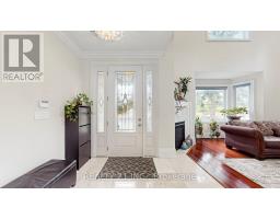 3 Stinson Circle, Toronto, ON M4B2Y7 Photo 17