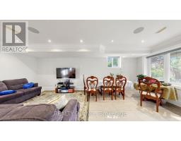 3 Stinson Circle, Toronto, ON M4B2Y7 Photo 38