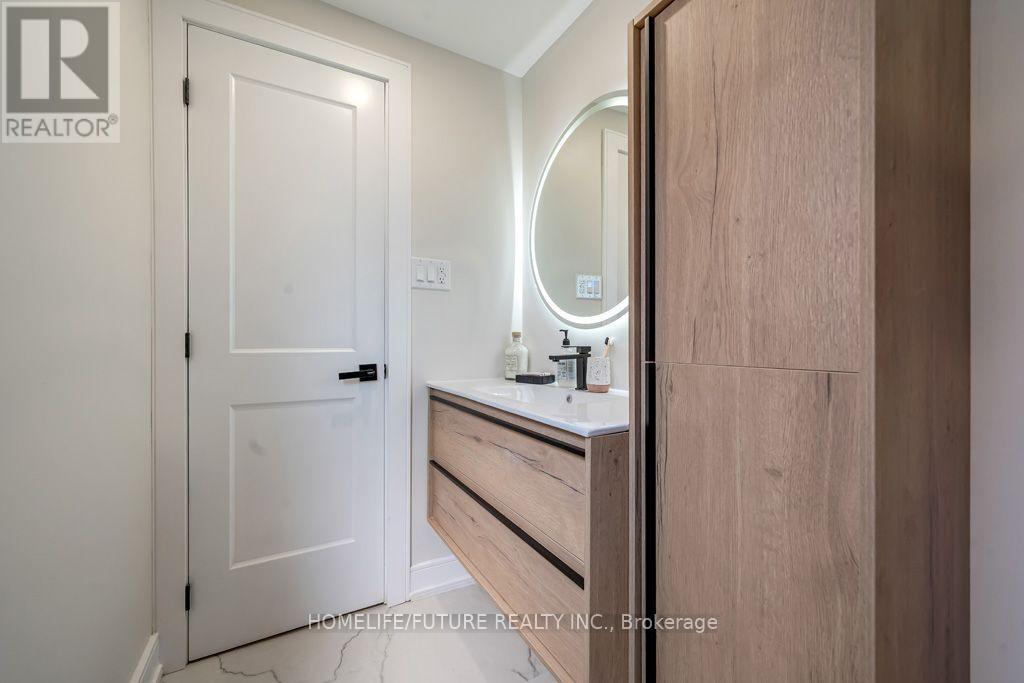 37 SOUTH SHIELDS AVENUE - 32