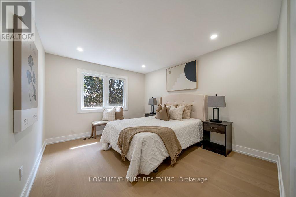 37 SOUTH SHIELDS AVENUE - 33