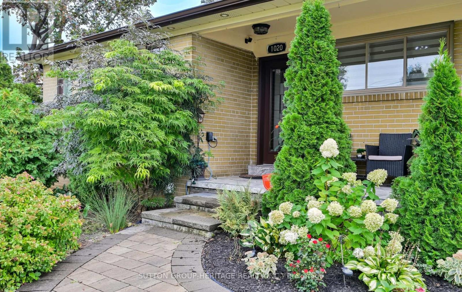 1020 Wardman Crescent, Whitby (Williamsburg), Ontario, L1N3G9, Whitby (Williamsburg), Ontario — photo 4 of 5