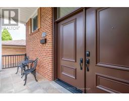 62 Ovendon Square, Toronto, ON M1S2M5 Photo 6