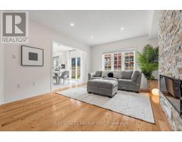 Laundry room - 37 Mynden Way, Newmarket, ON L3X3A7 Photo 10