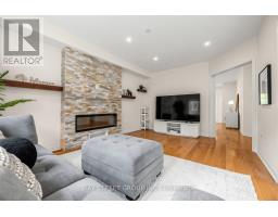 37 Mynden Way, Newmarket, ON L3X3A7 Photo 12