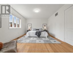 37 Mynden Way, Newmarket, ON L3X3A7 Photo 21